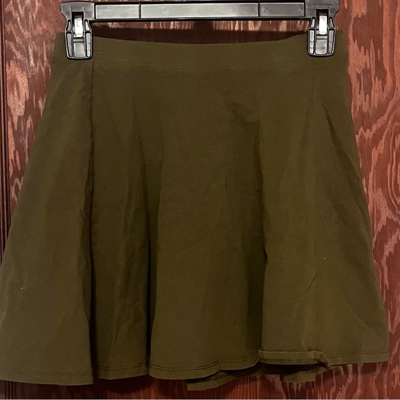 2 Forever 21 Skirts - Picture 3 of 5